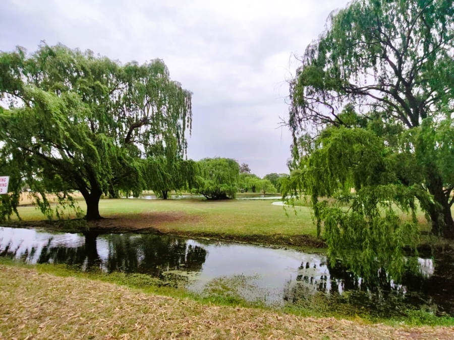 3 Bedroom Property for Sale in Louterwater Free State